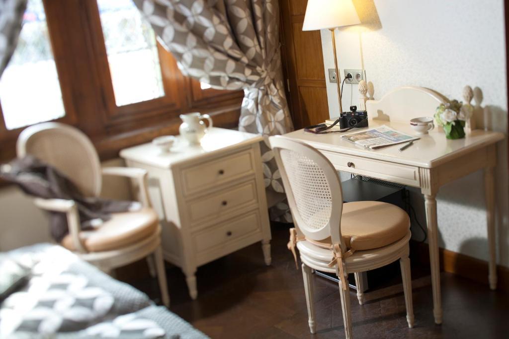 Auberge Saint Pierre Mont-Saint-Michel Bagian luar foto