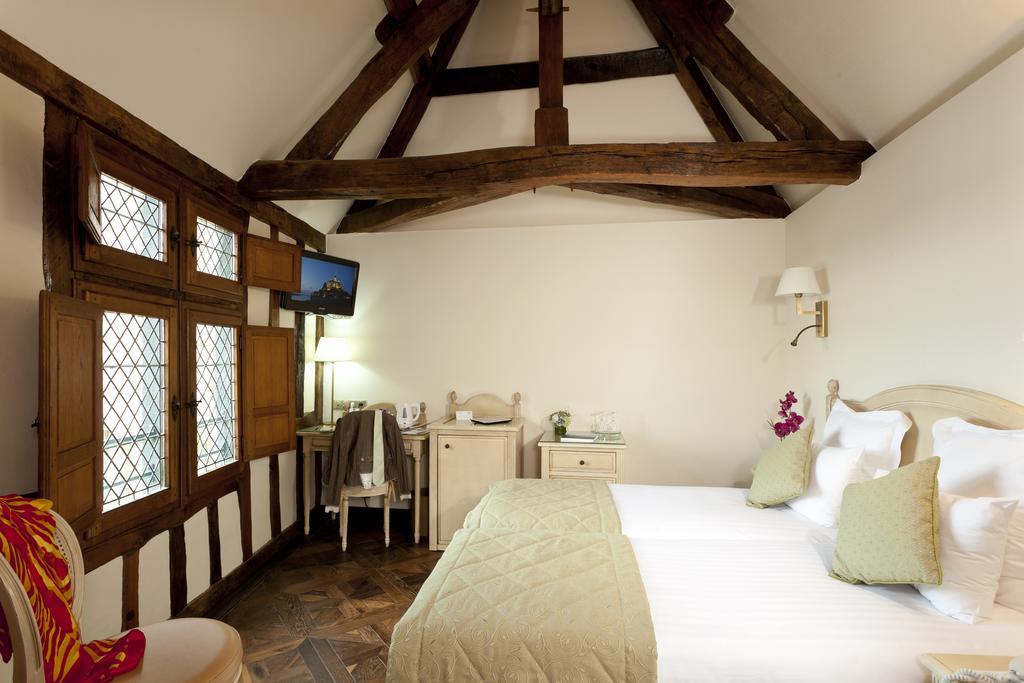 Auberge Saint Pierre Mont-Saint-Michel Ruang foto