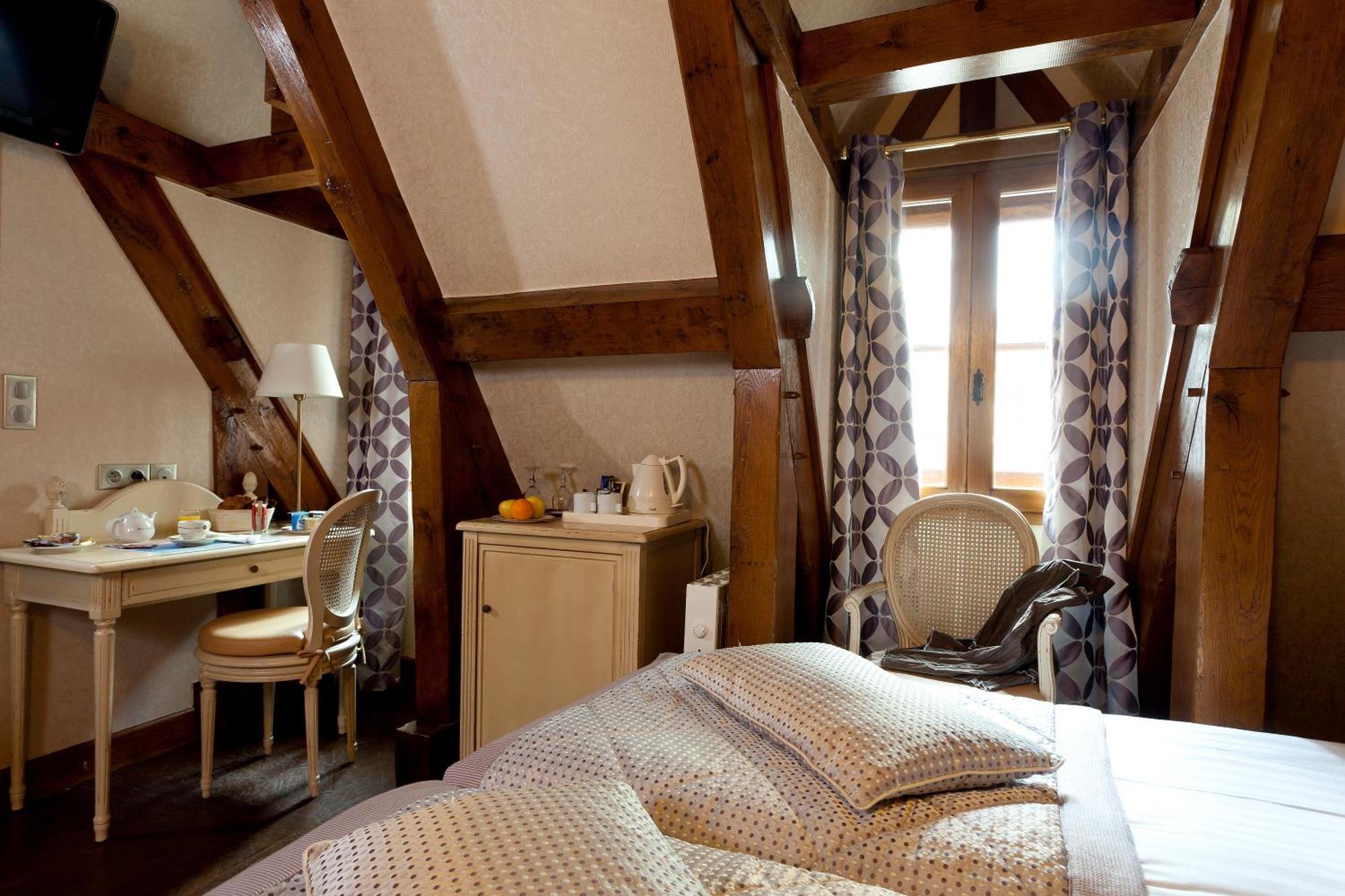 Auberge Saint Pierre Mont-Saint-Michel Bagian luar foto