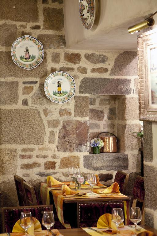 Auberge Saint Pierre Mont-Saint-Michel Bagian luar foto
