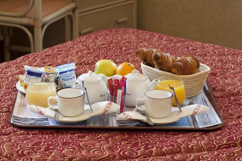 Auberge Saint Pierre Mont-Saint-Michel Bagian luar foto