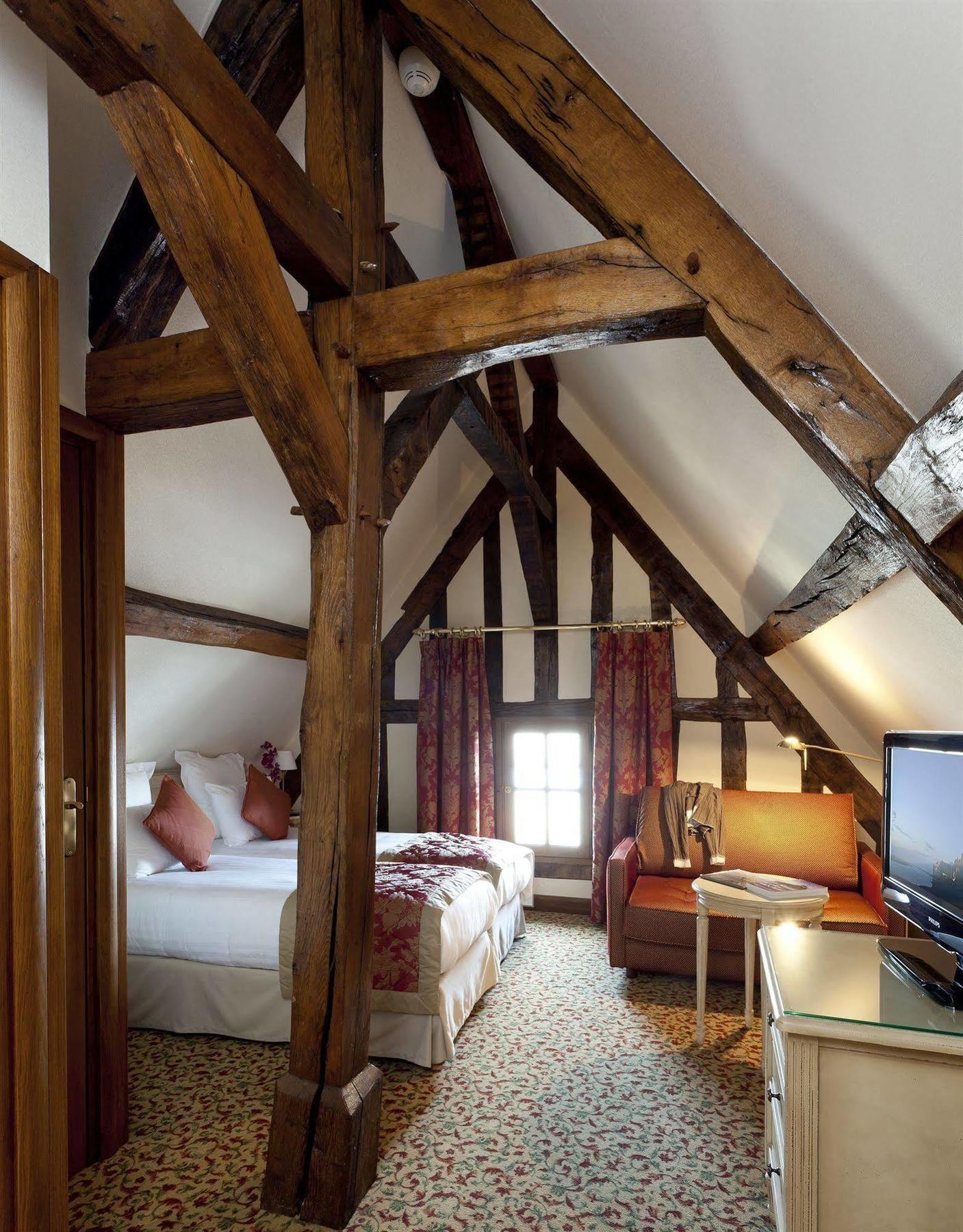 Auberge Saint Pierre Mont-Saint-Michel Bagian luar foto